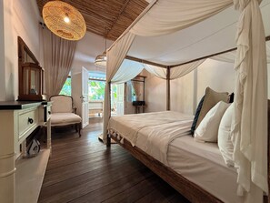 Family Villa, 3 Bedrooms, Private Pool - Smiling Cactus Villa (Seminyak)
