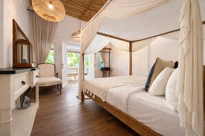 Vila família, 3 quartos, piscina particular | 3 quartos, cofres nos quartos, individualmente decorados