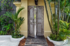 Property entrance - Smiling Cactus Villa (Seminyak)