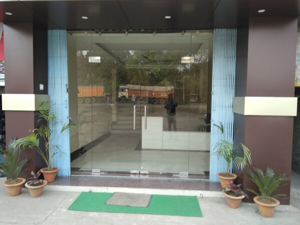 Exterior - Hotel Zero Mile Rooms (Begusarai)