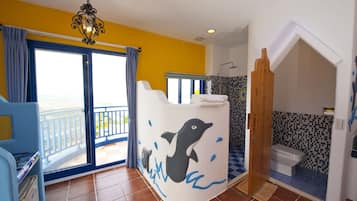 Romantic Double Room, Ocean View | Bathroom | Free toiletries, hair dryer, slippers, towels