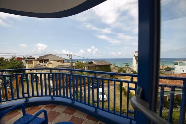 Romantic Double Room, Ocean View | Individually decorated, individually furnished, free WiFi, bed sheets - Haisu Homestay (Hengchun)