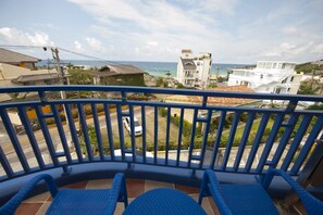 Romantic Double Room, Ocean View | Terrace/patio - Haisu Homestay (Hengchun)