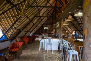 Breakfast, lunch and dinner served