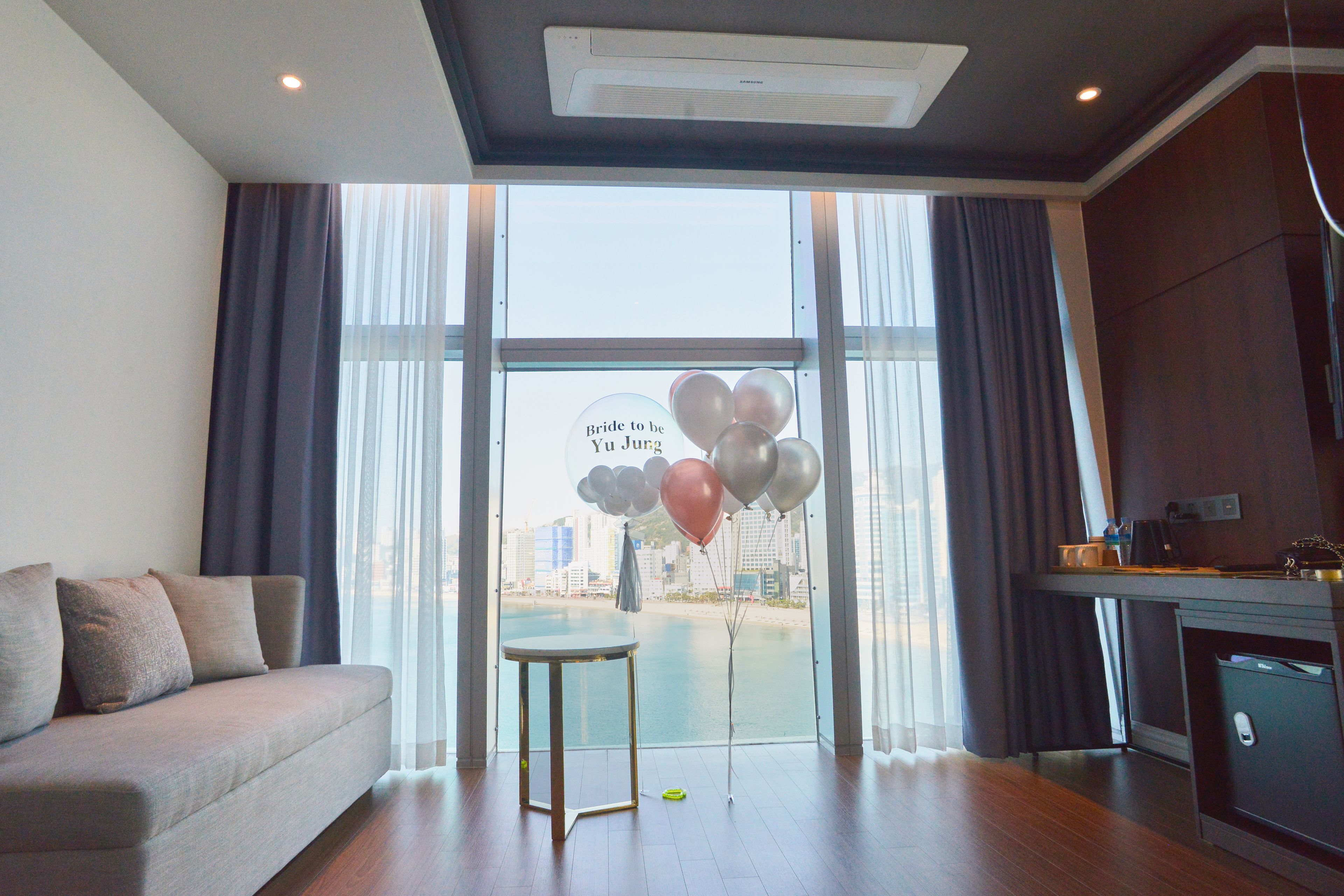 spa twin room - breakfast included,unlimted starbucks coffee bean,ott available,15pm ci / 13pm co | 1 bedroom, premium bedding, down duvets, in-room safe