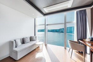 Spa Twin Room - Breakfast Included,Unlimted Starbucks Coffee Bean,OTT Available,15PM CI / 13PM CO | View from room