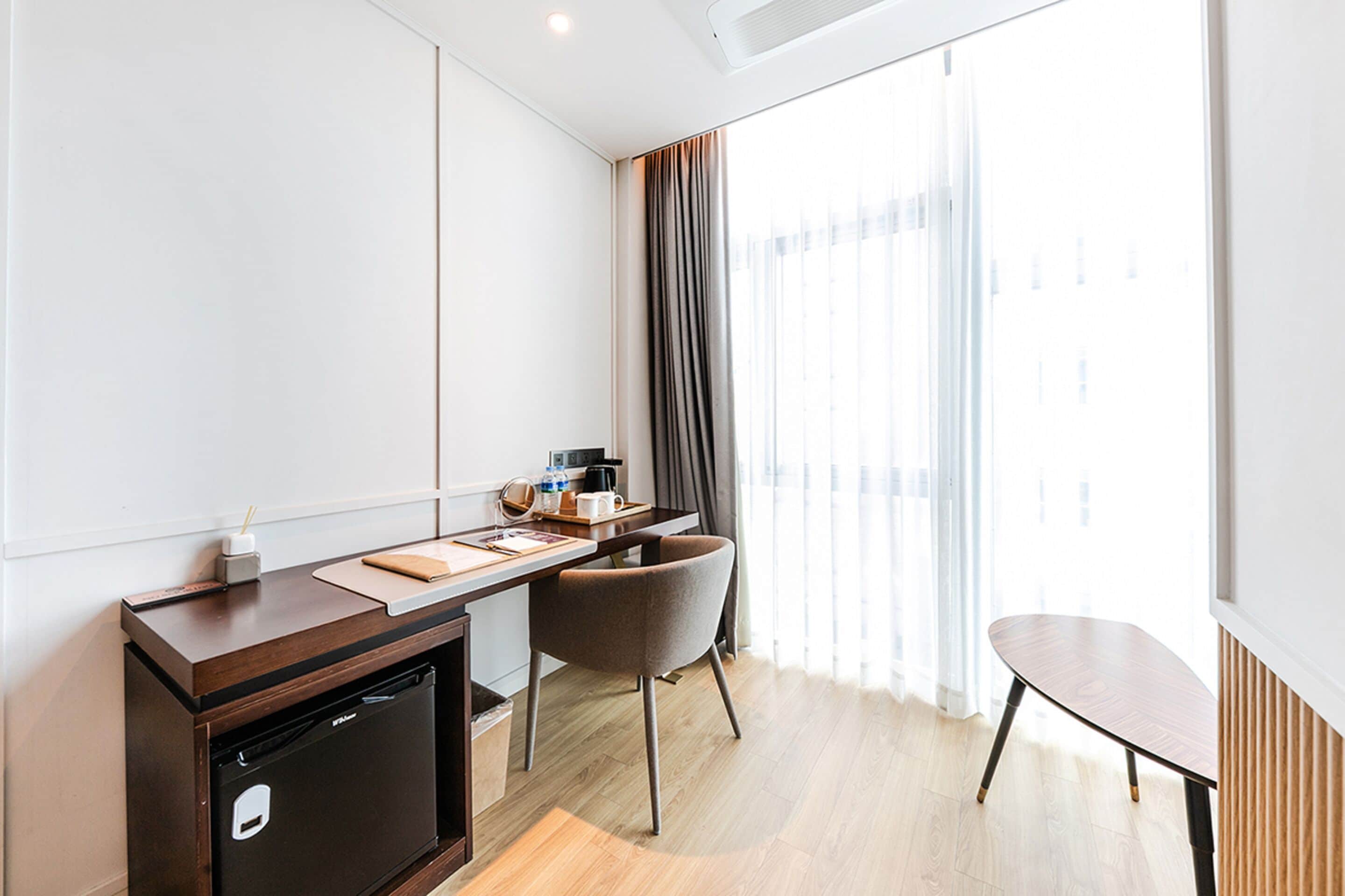 deluxe room - breakfast included, unlimited starbucks coffee bean, ott available | 1 bedroom, premium bedding, down duvets, in-room safe