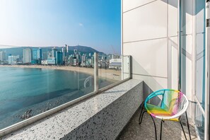 Valentine Suite Terrace Room--Breakfast Included,Starbucks Coffee Bean,OTT Available,15PM CI/13PM CO | Balcony view