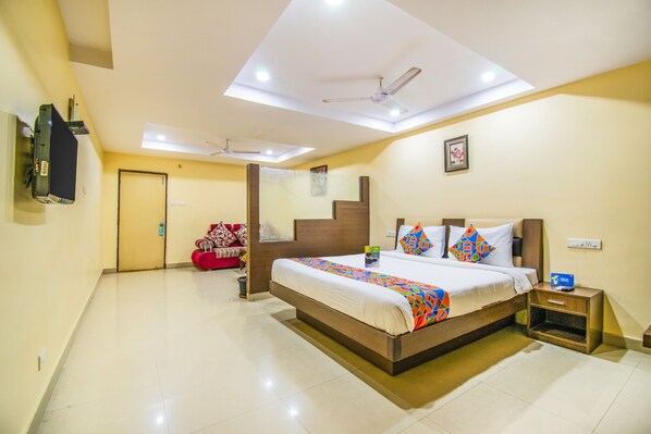 Suite | Desk, rollaway beds, free WiFi