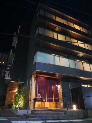 Exterior - Apartment Hotel Tenjin Tumugu (Fukuoka)