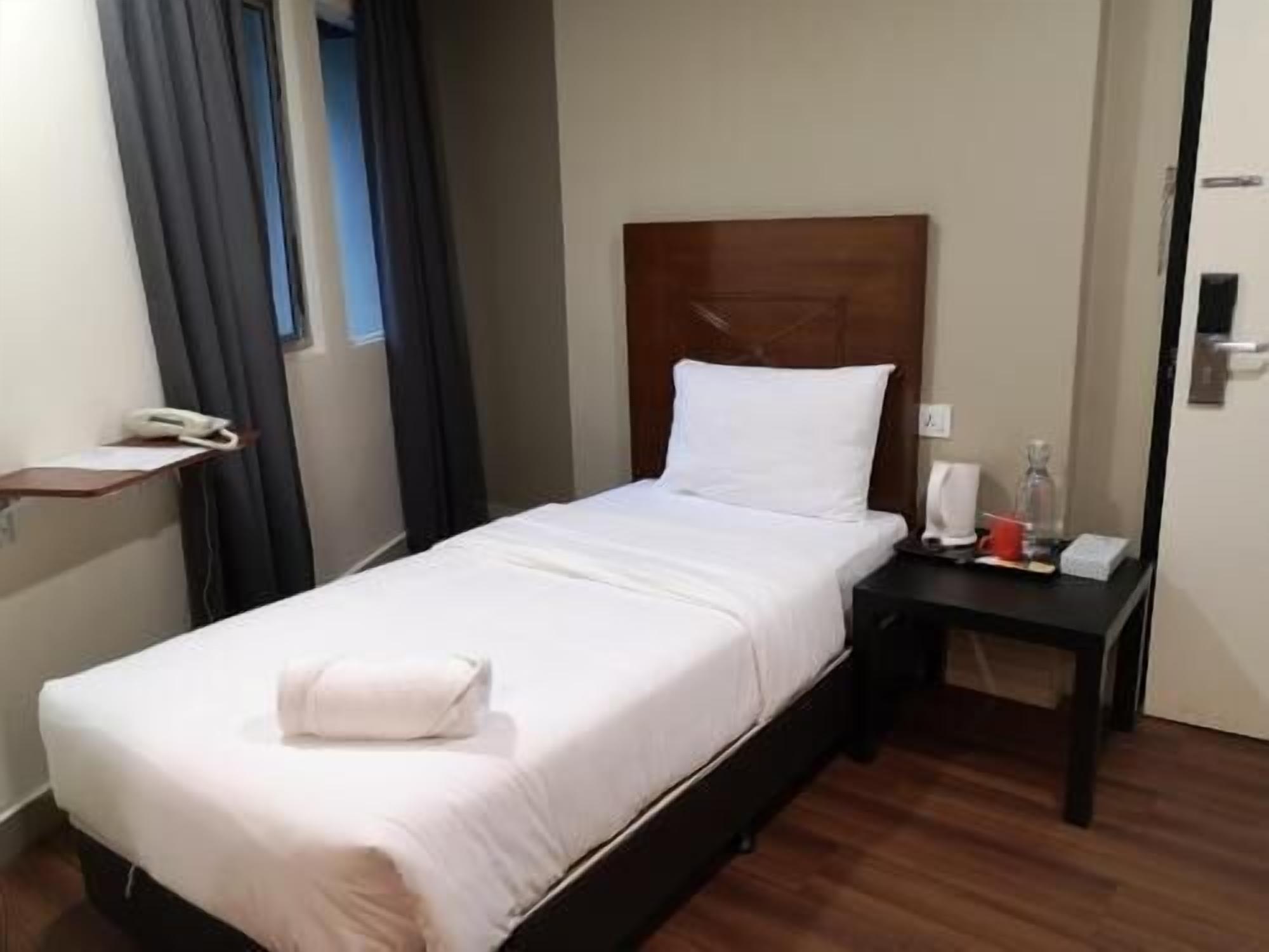 Desk, blackout drapes, iron/ironing board, free WiFi