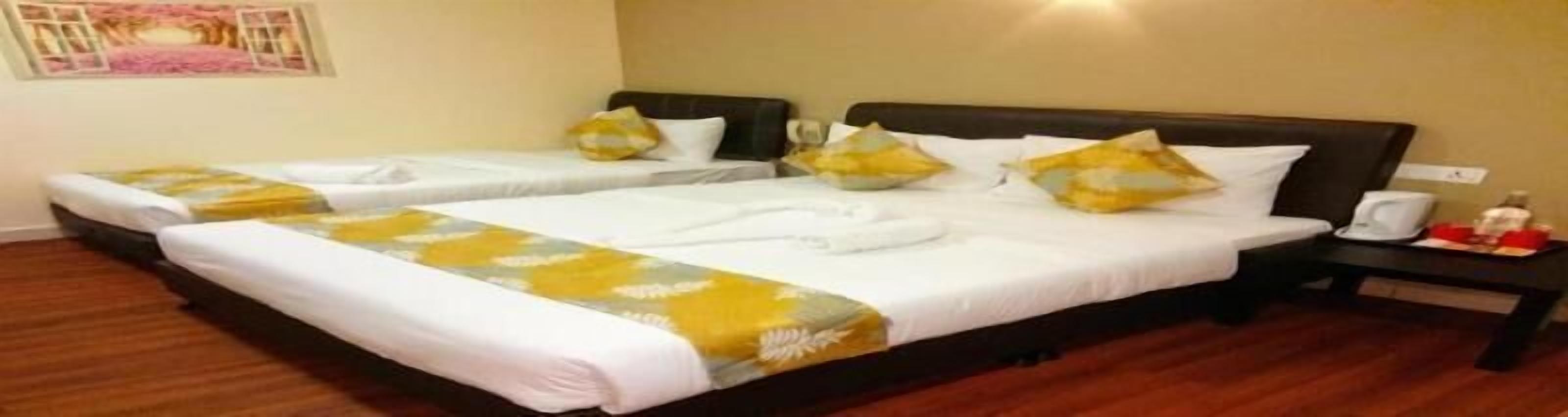 Desk, blackout drapes, iron/ironing board, free WiFi