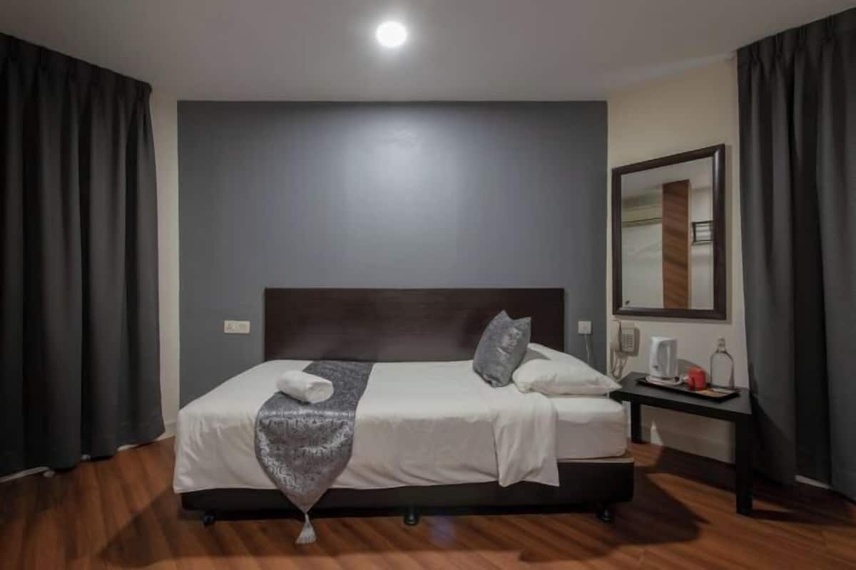 Desk, blackout drapes, iron/ironing board, free WiFi