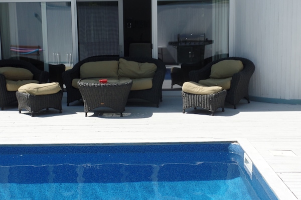 Patio set