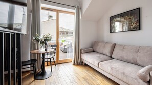 Top Romantic Room | 房內夾萬、隔音、免費嬰兒床、免費 Wi-Fi