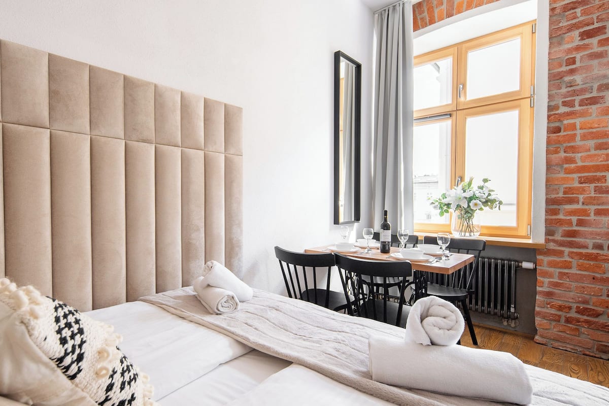 In-room safe, soundproofing, cribs (free), WiFi (free)