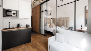 Silver Room | Zimmersafe, schallisolierte Zimmer, kostenlose Babybetten