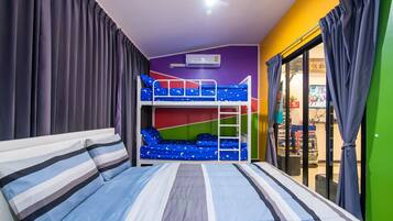 4 bedrooms, free WiFi