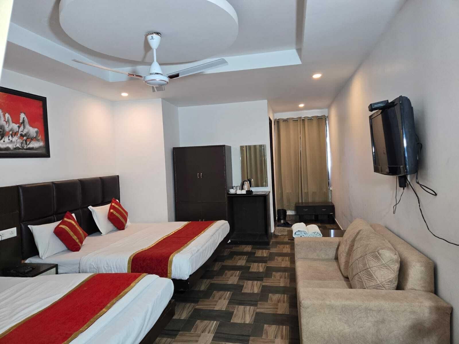 Soundproofing, iron/ironing board, free WiFi