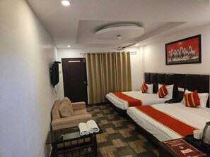 Soundproofing, iron/ironing board, free WiFi - Hotel Maha Luxmi Palace (Reasi)