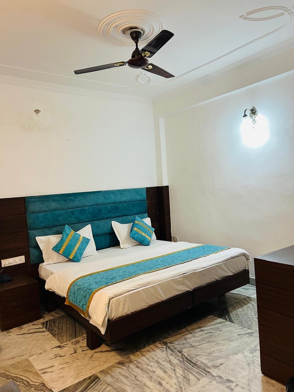 Phòng, 1 giường đôi | Phòng cách âm, bàn ủi/dụng cụ ủi quần áo 