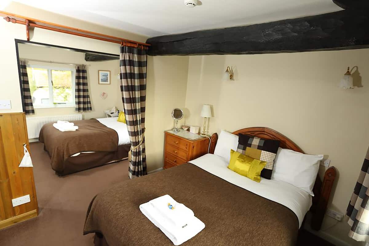 Desk, iron/ironing board, free WiFi, bed sheets