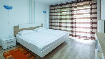 Studio (Room 5) | Individuell dekoriert, individuell eingerichtet, Verdunkelungsvorhänge