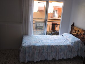 Basic Double Room Single Use, 1 Single Bed