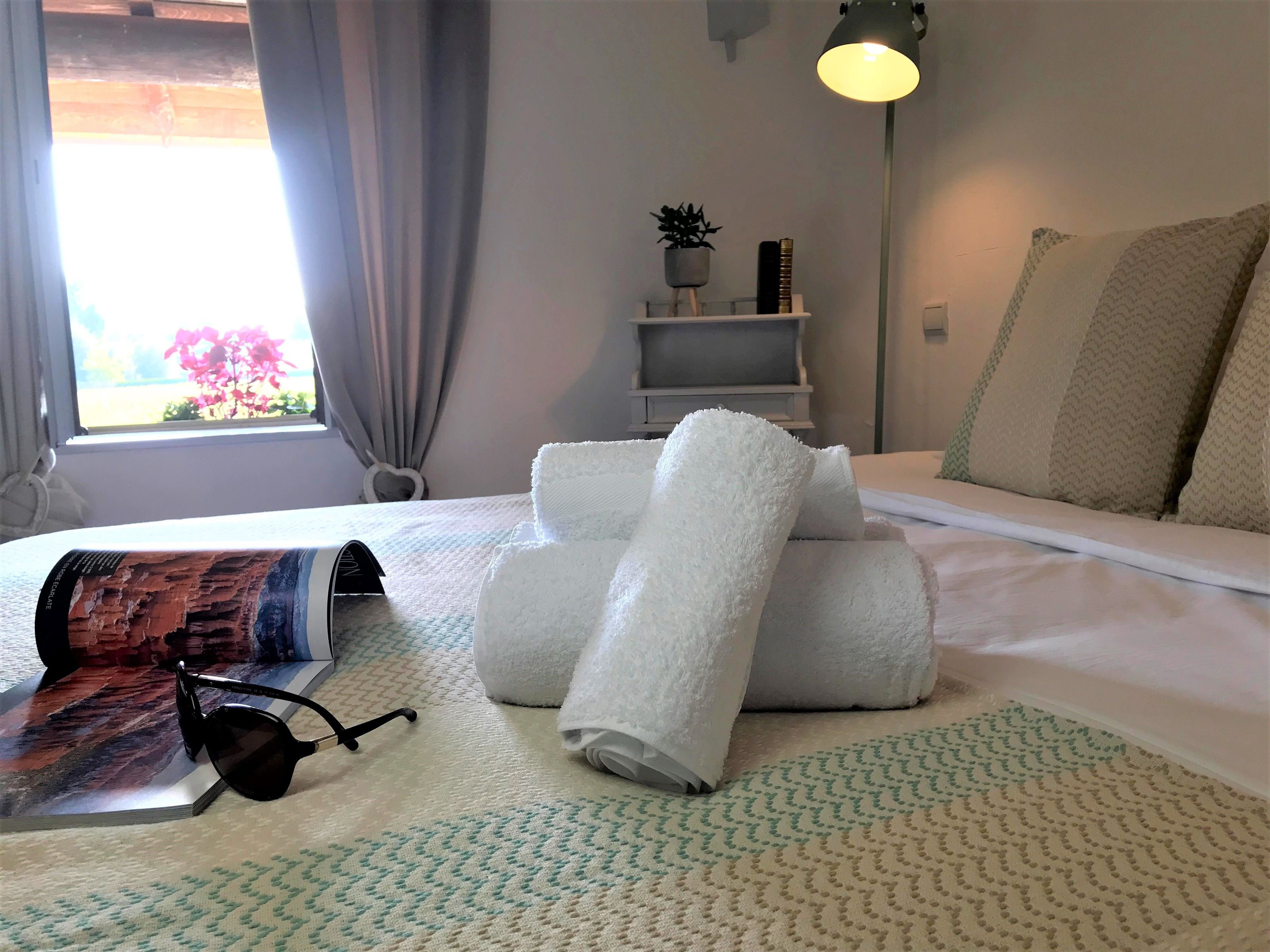 comfort double room | 1 bedroom, individually decorated, individually furnished