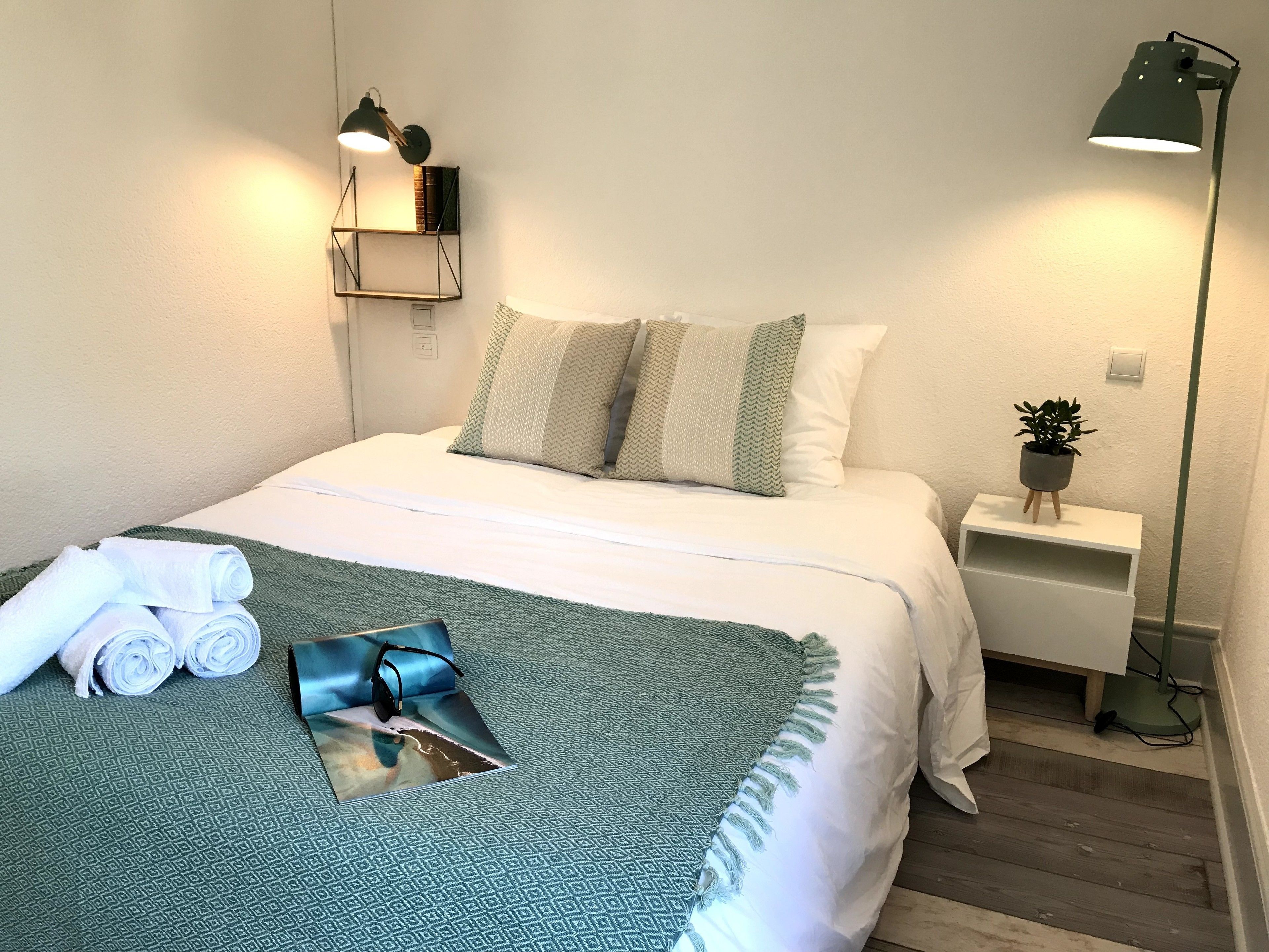 standard double room | 1 bedroom, individually decorated, individually furnished