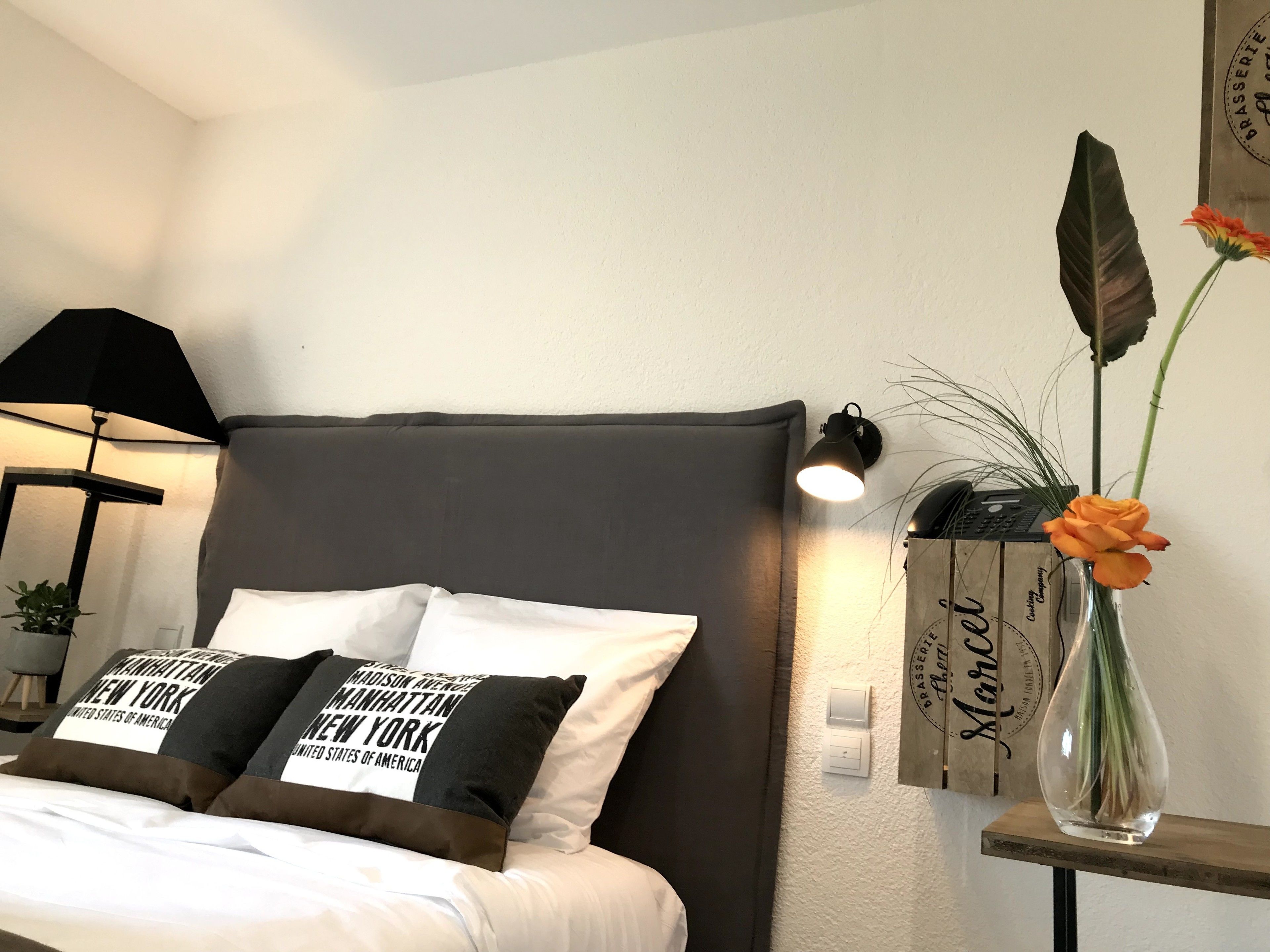 economy double room | 1 bedroom, individually decorated, individually furnished