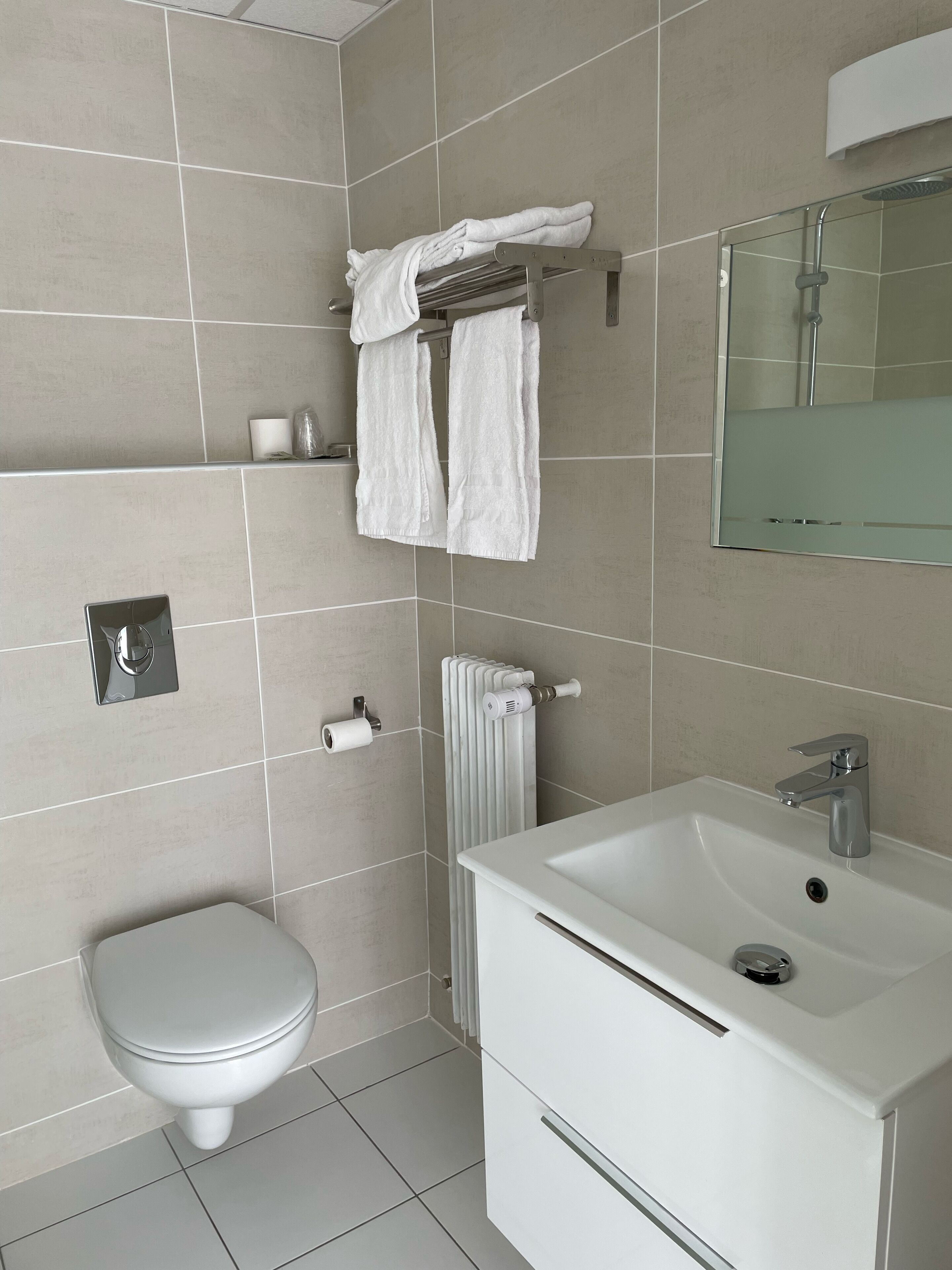 twin room, balcony | bathroom | free toiletries, hair dryer, towels