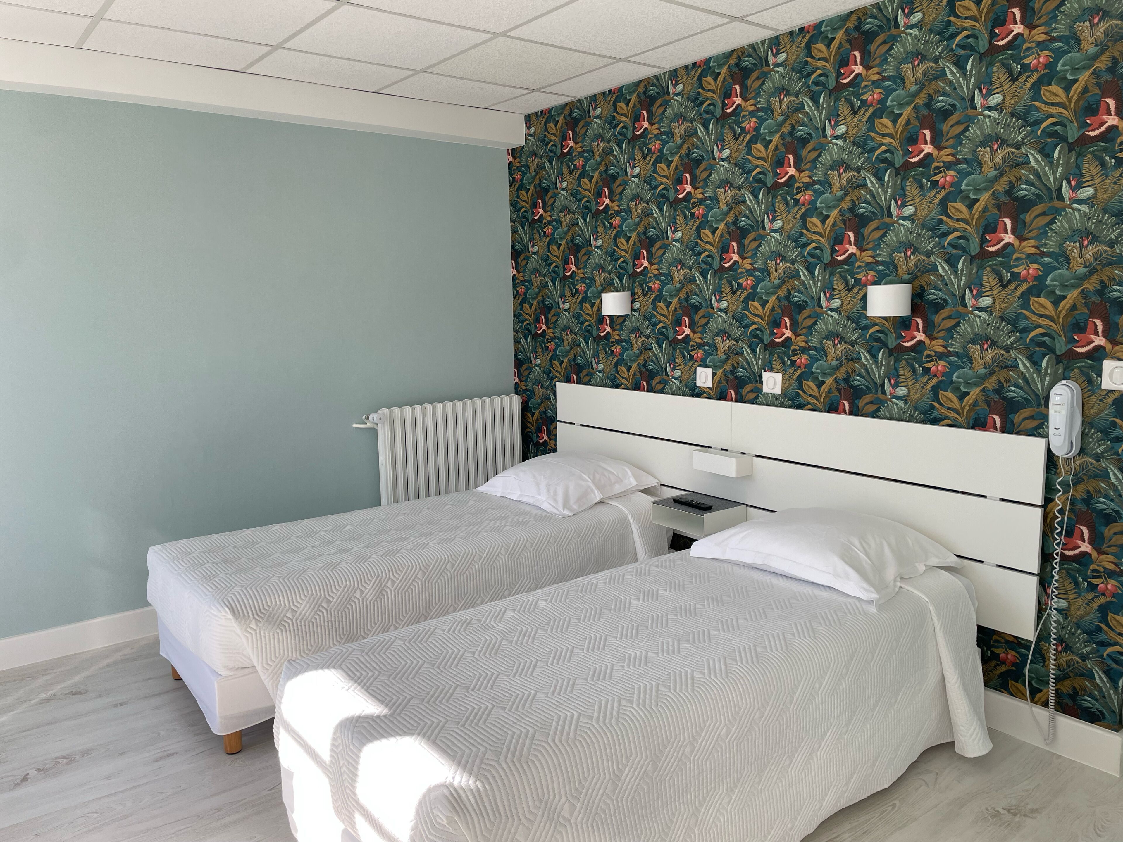 twin room, balcony | desk, free wifi, bed sheets