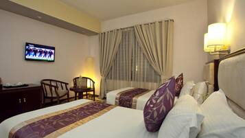 1 bedroom, in-room safe, blackout curtains, soundproofing