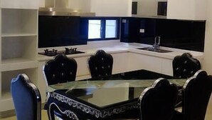 Imej tidak diklasifikasikan, 4 daripada 22, butang