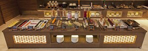 Daily buffet breakfast (INR 450 per person)