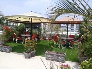 Terrace/patio - Esquire Service Apartments (Rawalpindi)