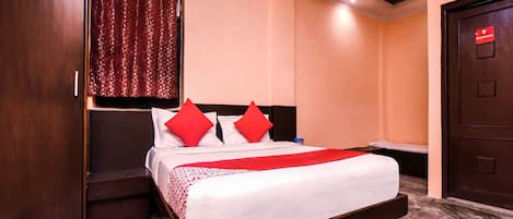 Habitación Deluxe con 1 cama doble o 2 individuales, 1 cama de matrimonio grande | Wifi gratis