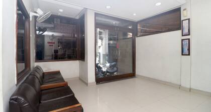 OYO 18964 Hotel Temple View