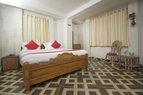 Standard Room | Free WiFi, bed sheets