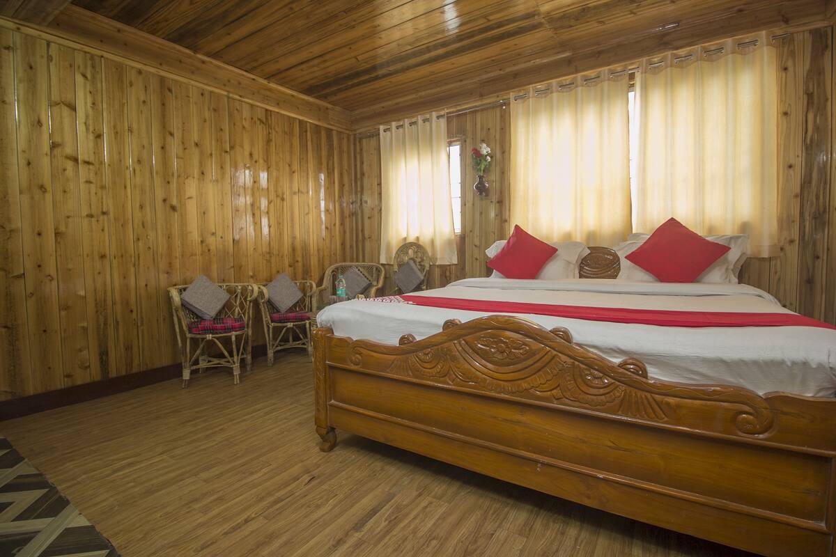 Standard Room | Free WiFi, bed sheets