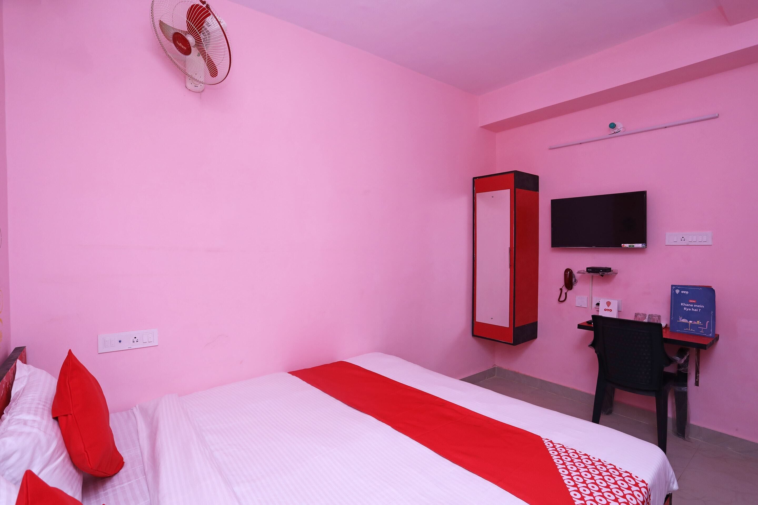 standard room | free wifi, bed sheets