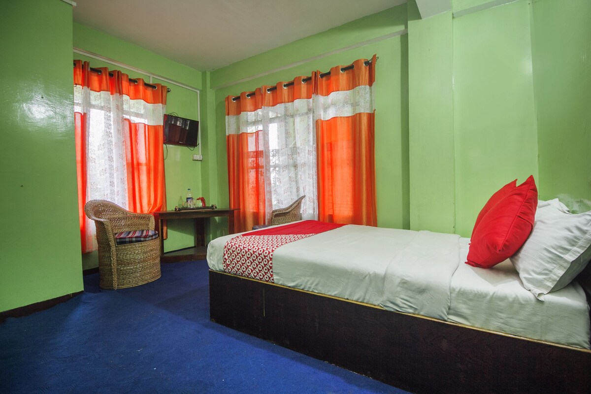 Double Room, 1 Double Bed | Desk