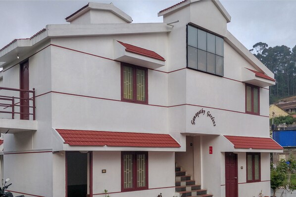 Fachada de la propiedad