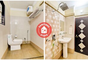Regadera, amenidades de baño gratuitas, toallas 