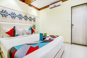 Deluxe-Zimmer, 1 Doppelbett | Ausblick vom Zimmer