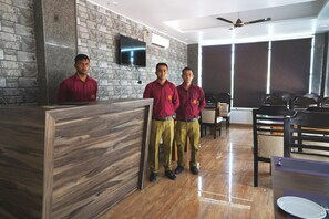 Breakfast, lunch, dinner served; Indian cuisine 
