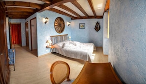 Individueel gedecoreerd, individueel gemeubileerd, geluiddichte muren