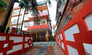 Front of property - Treebo Trend Prabash Atithi Griha (Guwahati)