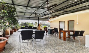 Dining - Treebo Trend Prabash Atithi Griha (Guwahati)